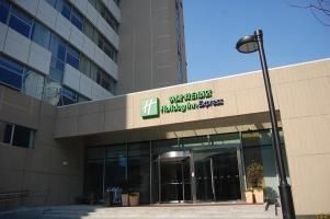 Holiday Inn Express Shanghai Sanlin3