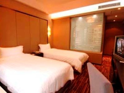 Rayfont South Bund2