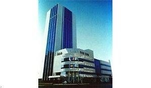 Gloria Plaza3