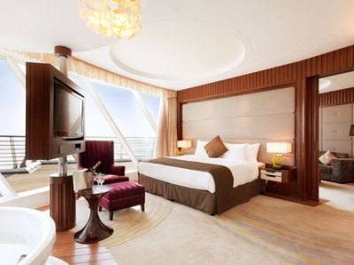 Crowne Plaza2