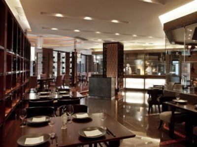Radisson Blu Plaza4