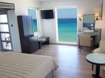 Sunrise Beach Hotel4