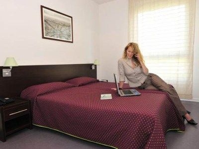 Residhotel Les Hauts D'Andilly2