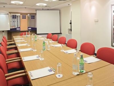 Express By Holiday Inn Arras3