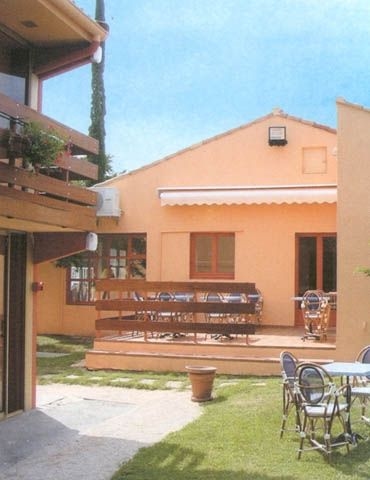 Kyriad Avignon Cap Sud0
