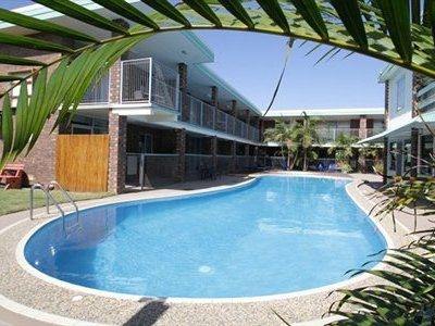 Econo Lodge Park Beach3
