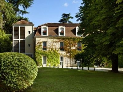 Chateau Des Reynats0