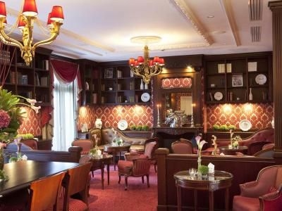 Auberge Du Jeu De Paume2