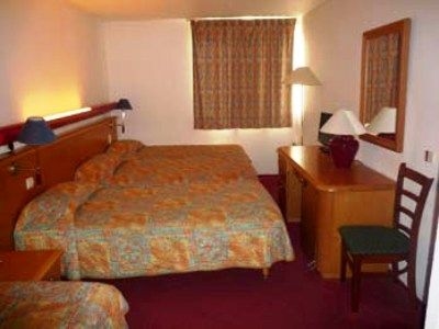 Euro Hotel Creteil4