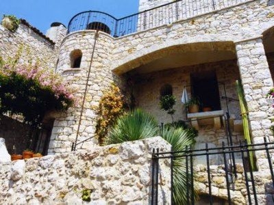 Chateau De La Chevre D'Or0