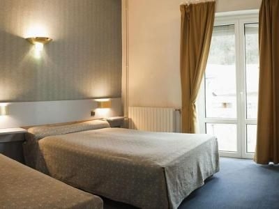 Hotel Des Pyrenees3