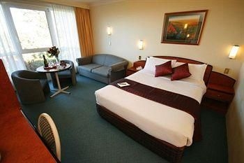 แอลไพน์ มอเตอร์ อินน์ (Best Western Alpine Motor Inn)4