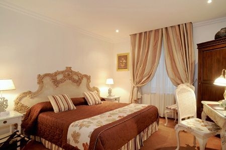 Grand Hotel Des Terreaux3