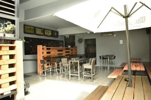 Blackbutt Inn2