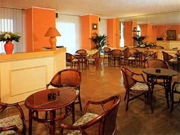 Hotel Ambassador3