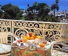 Hotel Ambassador4
