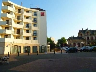 Ibis Saint Gratien0