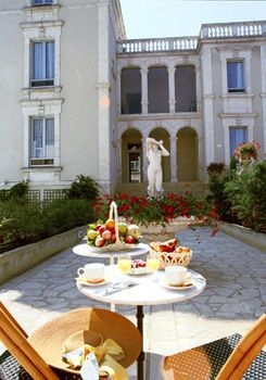 Le Renoir3