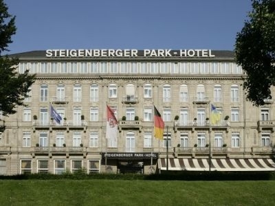 Steigenberger Park2