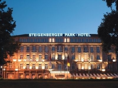 Steigenberger Park1