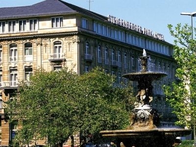 Steigenberger Park0