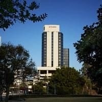Traders Hotel4