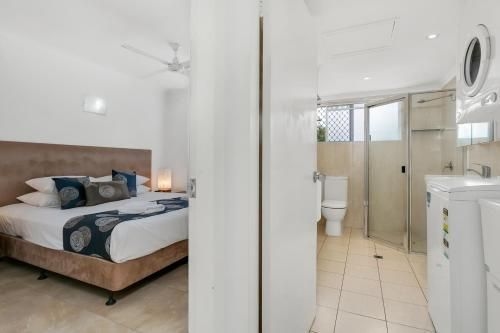 เอกินคอร์ต บีชฟรอนต์ อพาร์ตเมนต์ (Agincourt Beachfront Apartments)4