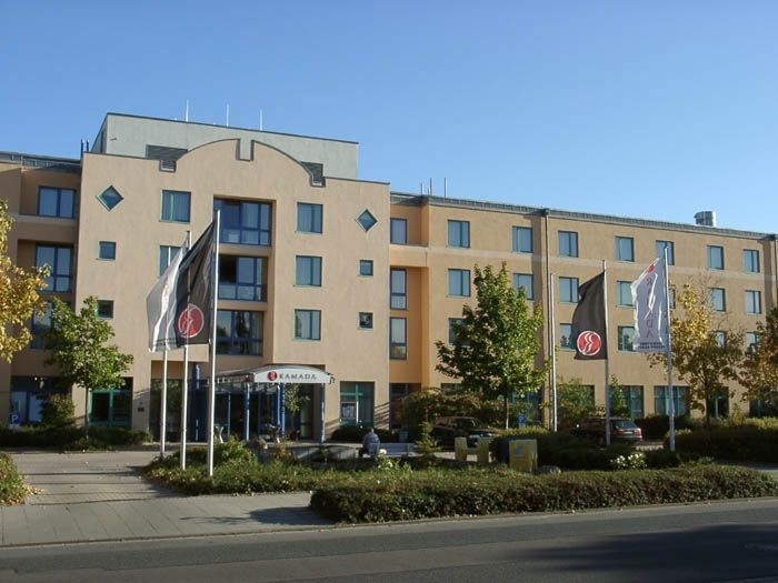 Ramada Europa0