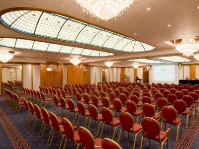 Crowne Plaza City Centre1