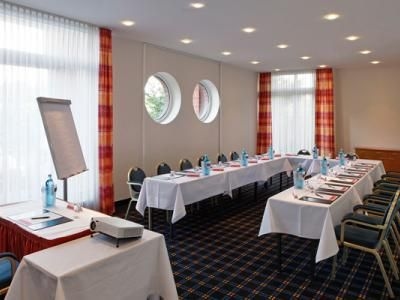 Ramada Hurth1