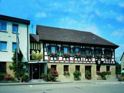 Adler Asperg0