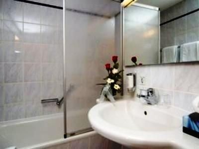 Best Western Doorm3