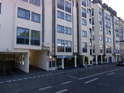 โฮเต็ล ยูโรปา มิวนิว (Hotel Europa Munich)0
