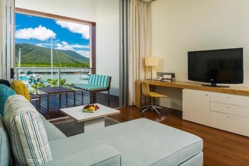 Shangri La Hotel The Marina Cairns4