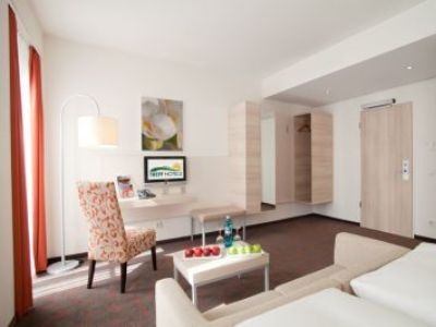 H+ Hotel Munchen3