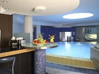 Mercure Fontana3