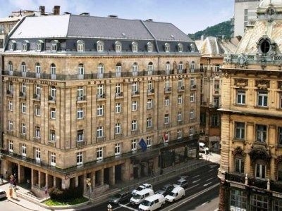 Danubius Astoria City Ctr (Deluxe)0