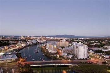 Holiday Inn Townsville4