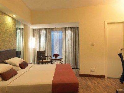 Royal Orchid Ramada (C)4