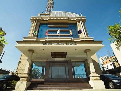 Royal Plaza0
