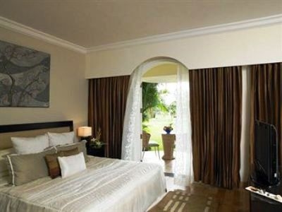 Zuri Varca Goa White Sands Resort (C)4