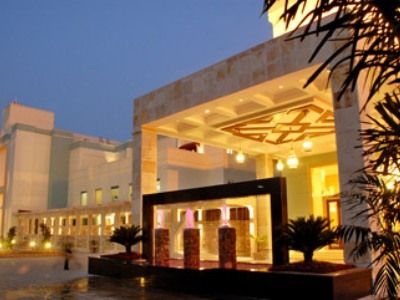 Cambay Spa And Resort (T)0
