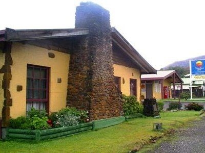 Gold Rush Inn0