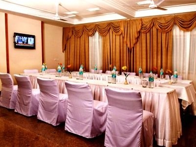 Shanti Palace1