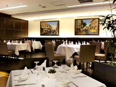 Aston Braga Hotel And Residence4