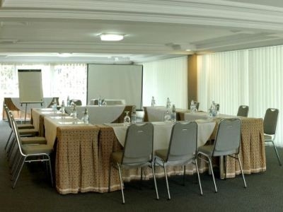 Grand Hotel Lembang1
