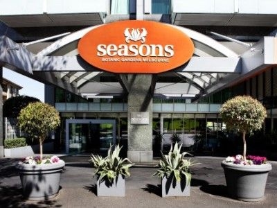Seasons Botanic Gardens0