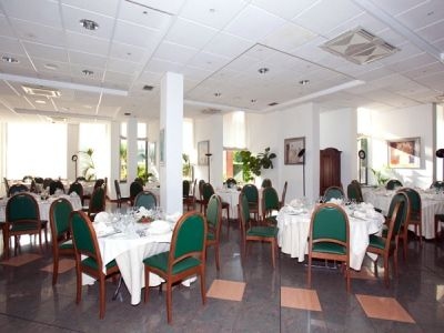 Marina Palace4
