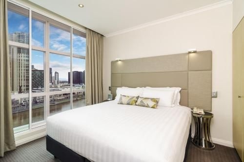 แคลเรียน สวีท เกทเวย์ (Clarion Suites Gateway)2