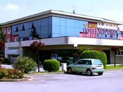 Art And Hotel Treviolo0